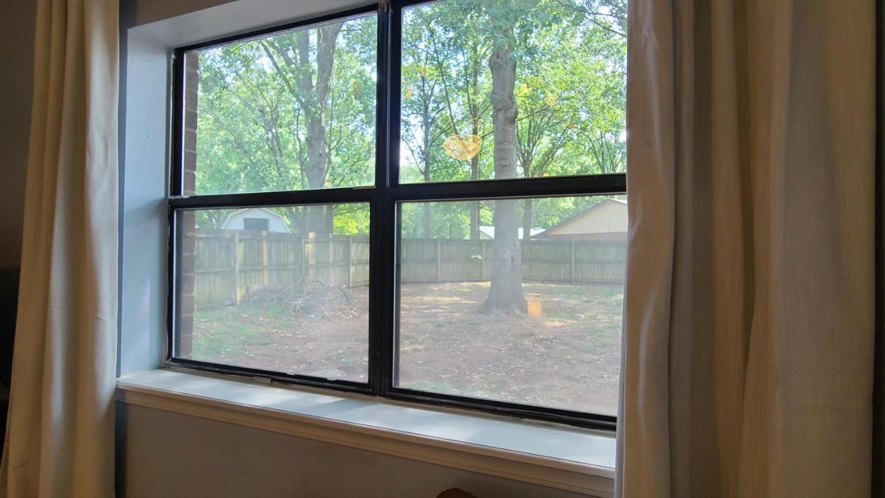 Centrally Located In Rogers And Bentonville! -Private Rooms Buitenkant foto