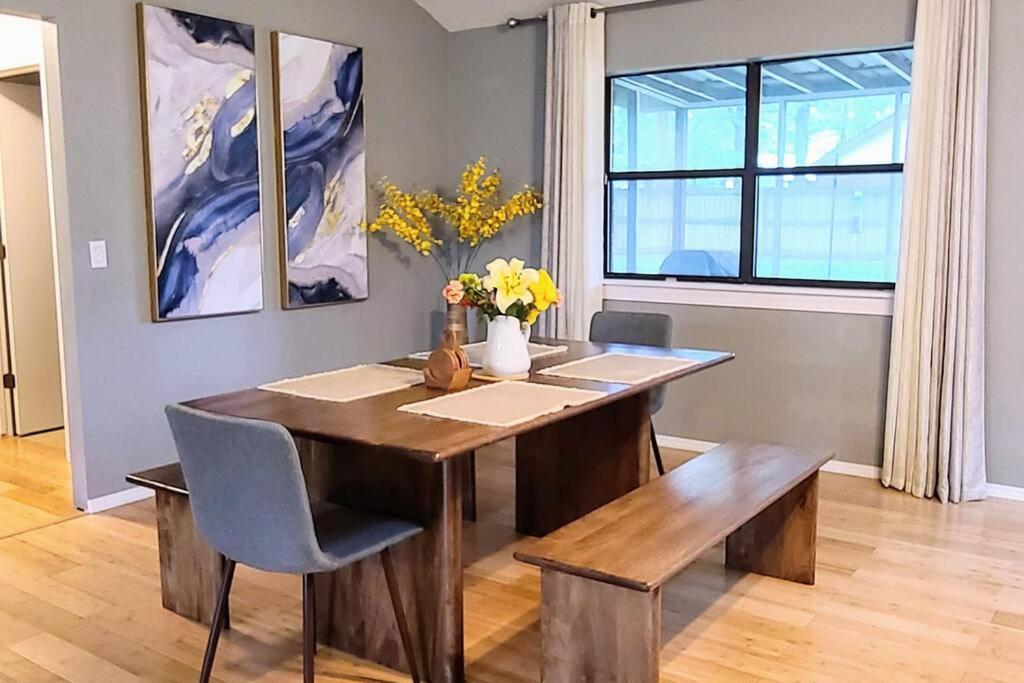 Centrally Located In Rogers And Bentonville! -Private Rooms Buitenkant foto