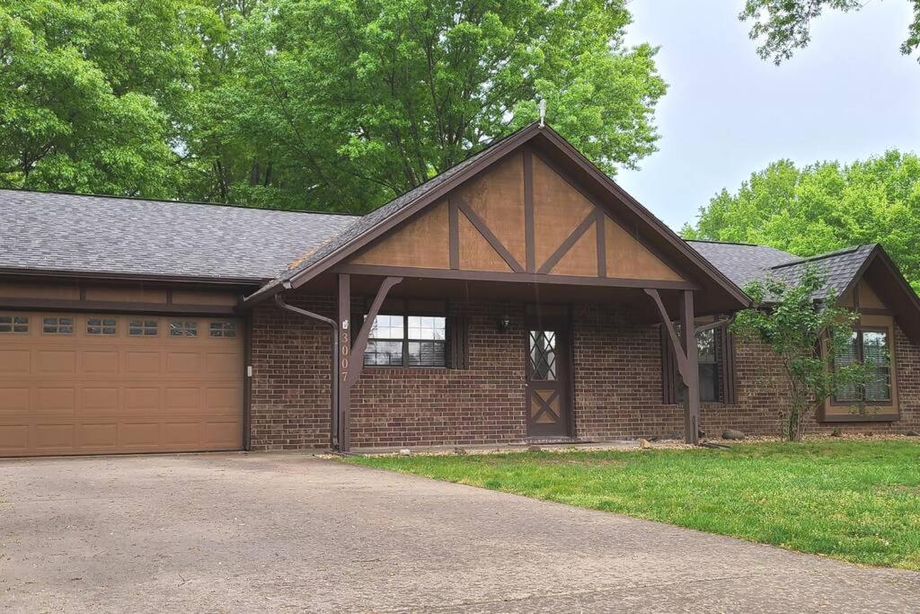 Centrally Located In Rogers And Bentonville! -Private Rooms Buitenkant foto